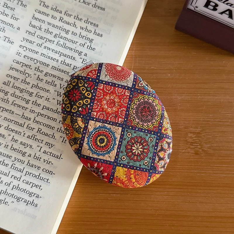 Retro-style Portable Compact Mirror — variant image