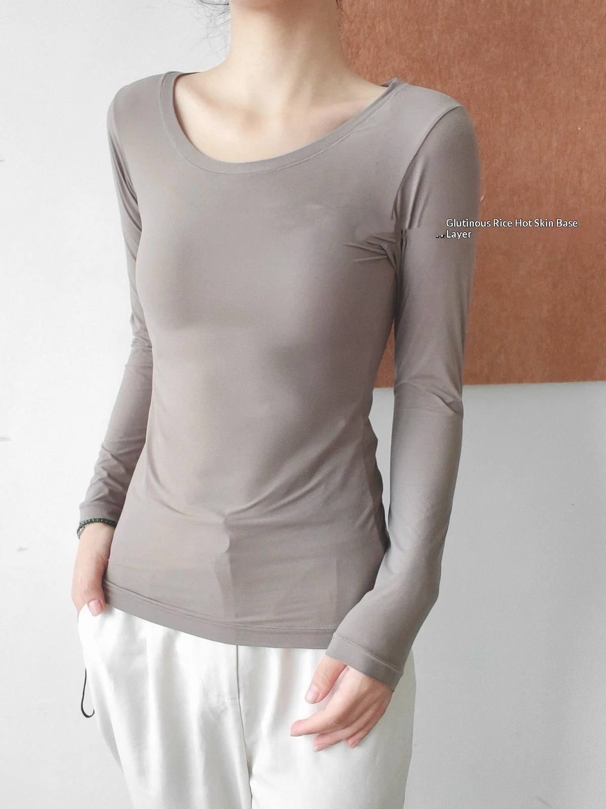 Round-neck Slim-fit Figure-flattering Long Sleeves — image 5