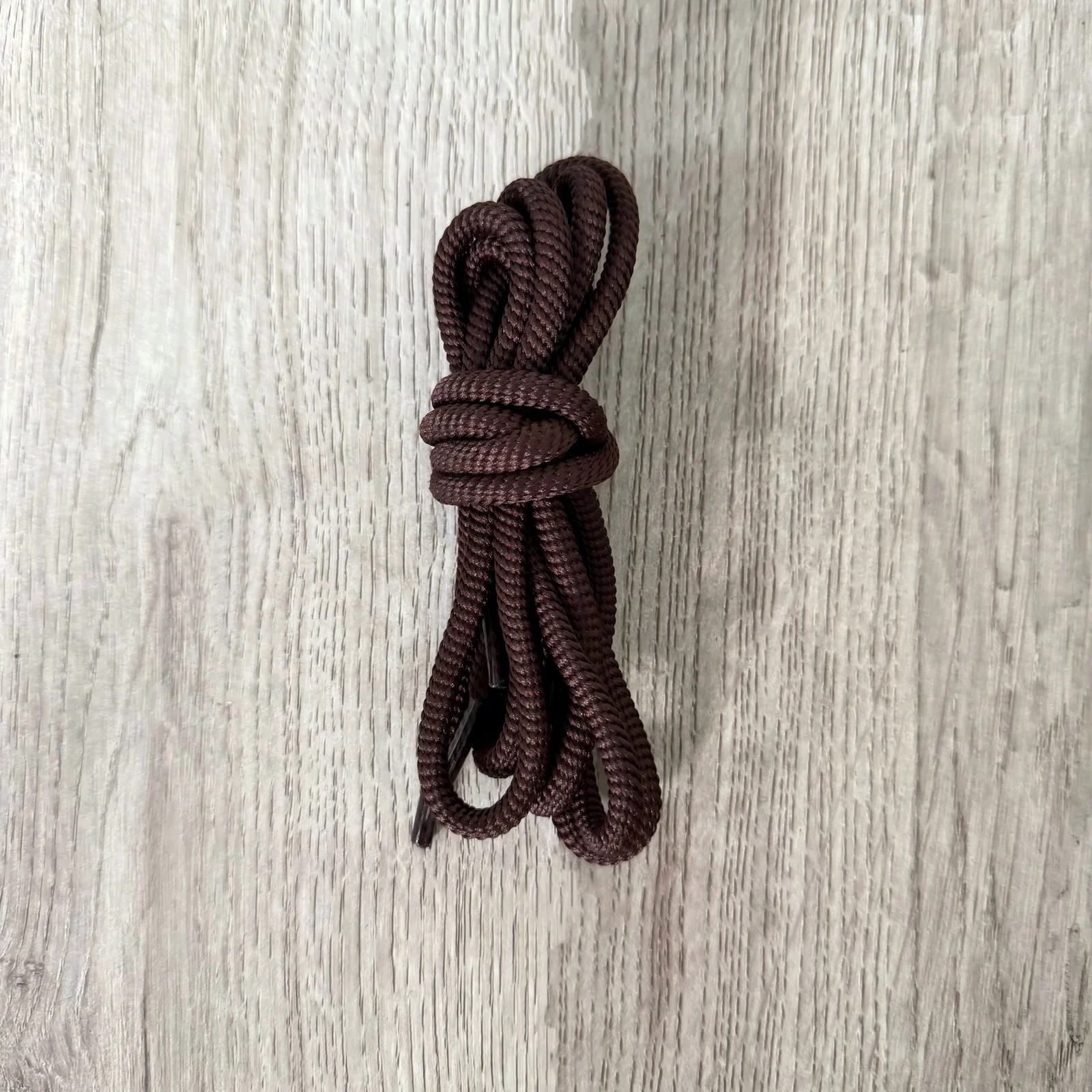 Round Solid-color Ribbed Shoelaces — image 2