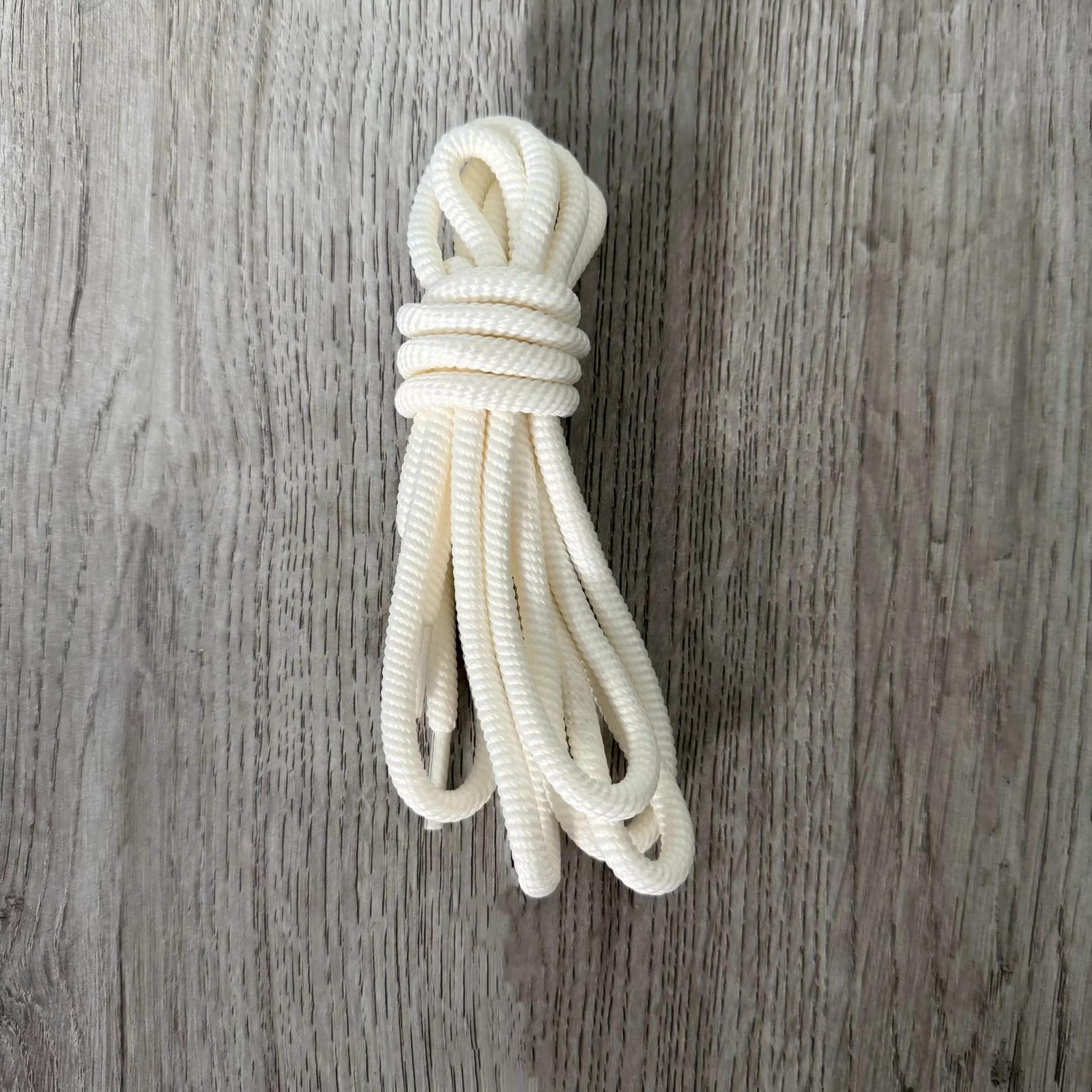 Round Solid-color Ribbed Shoelaces — image 6