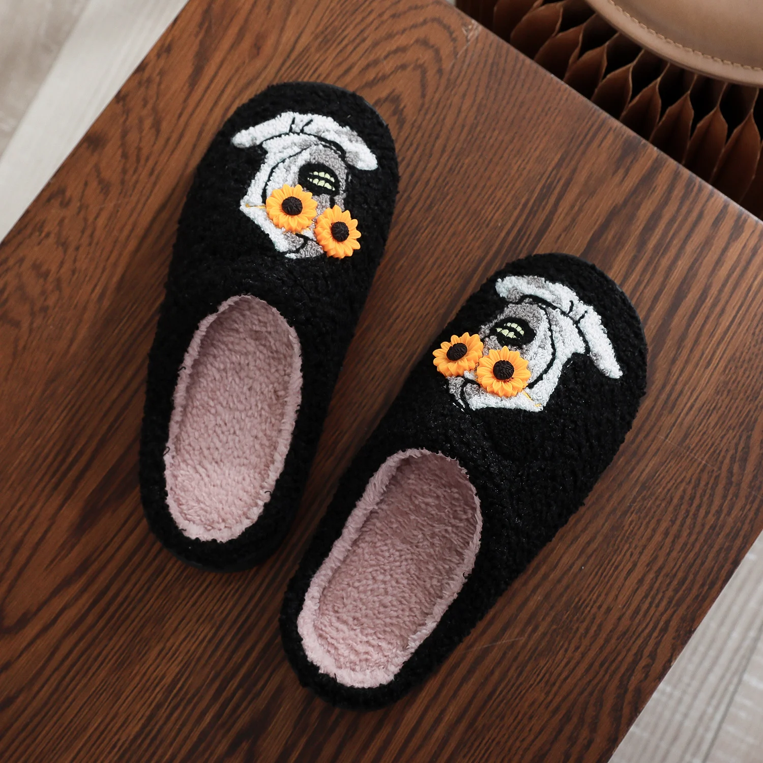 Scary Night Horror Clown Embroidered Cotton Slippers For Men And Women Autumn Winter — image 2