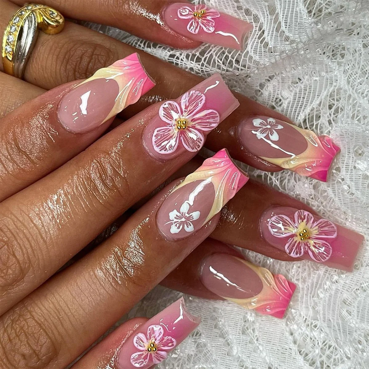 Short Ombre Square Nail Press-on Nails — image 2