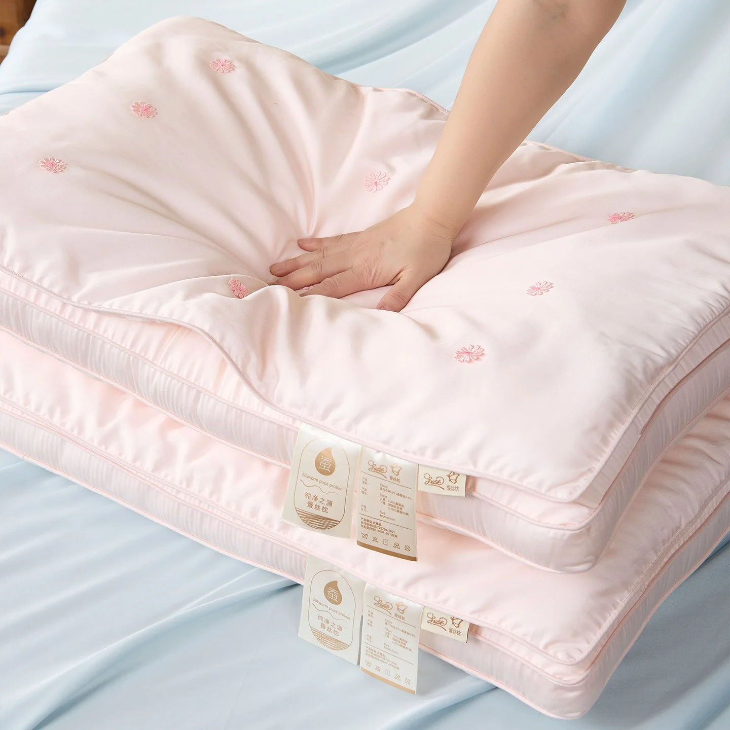 Silk Pillow For Cervical Spine Support, Hair Care And Insert, Medium Size Single Piece — image 1