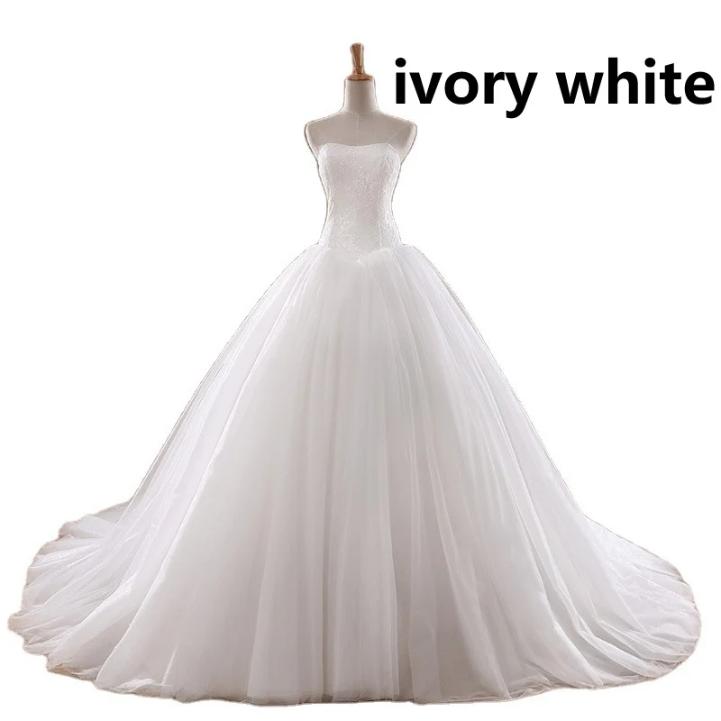 Simple And Elegant Strapless Lace Wedding Dress — image 3