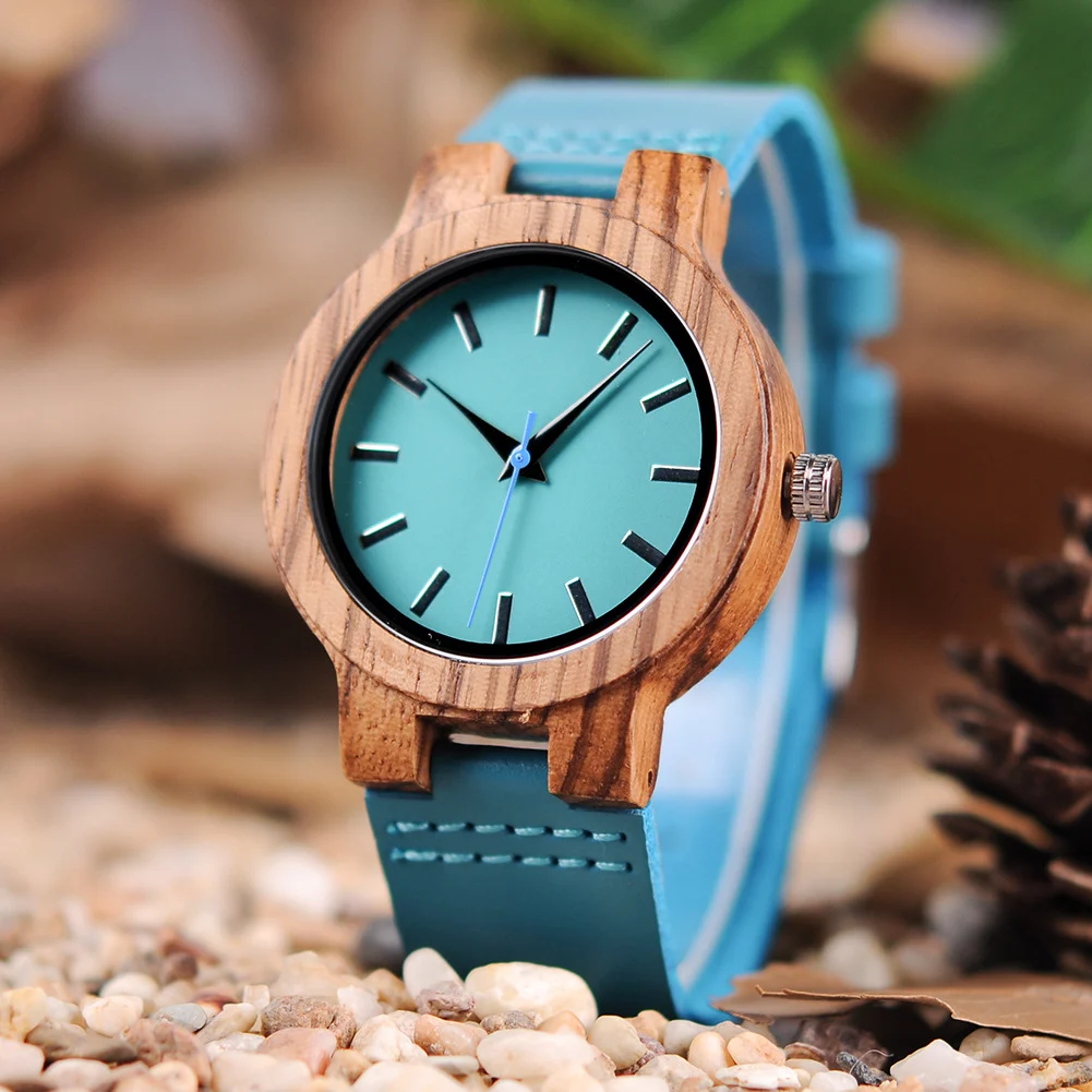 Simple Wooden Watch As A Birthday Gift For Students — image 3