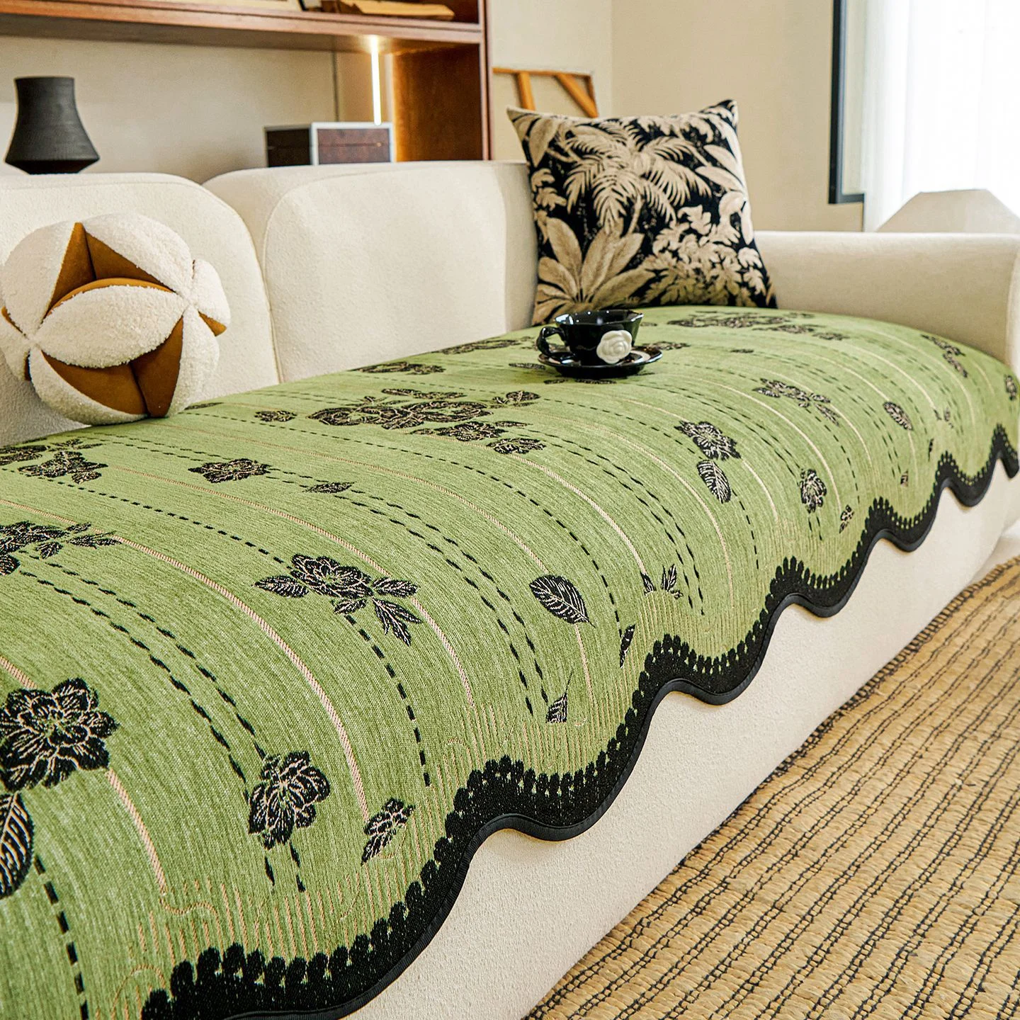 Sofa Cushion Shaped Design Premium Feel Secure And Non-slip — image 4