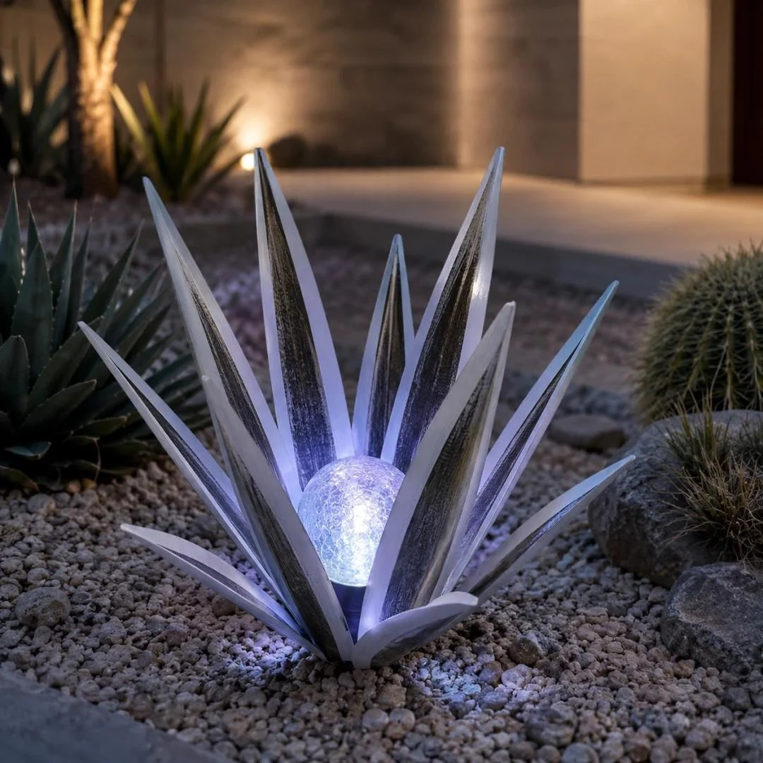 Solar-powered Agave-shaped Yard Ground Light — image 7