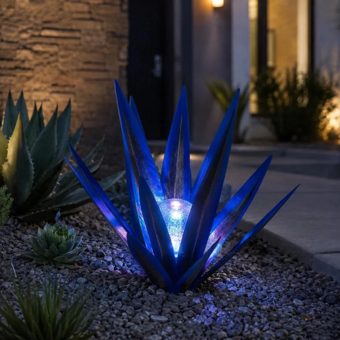 Solar-powered Agave-shaped Yard Ground Light — image 8