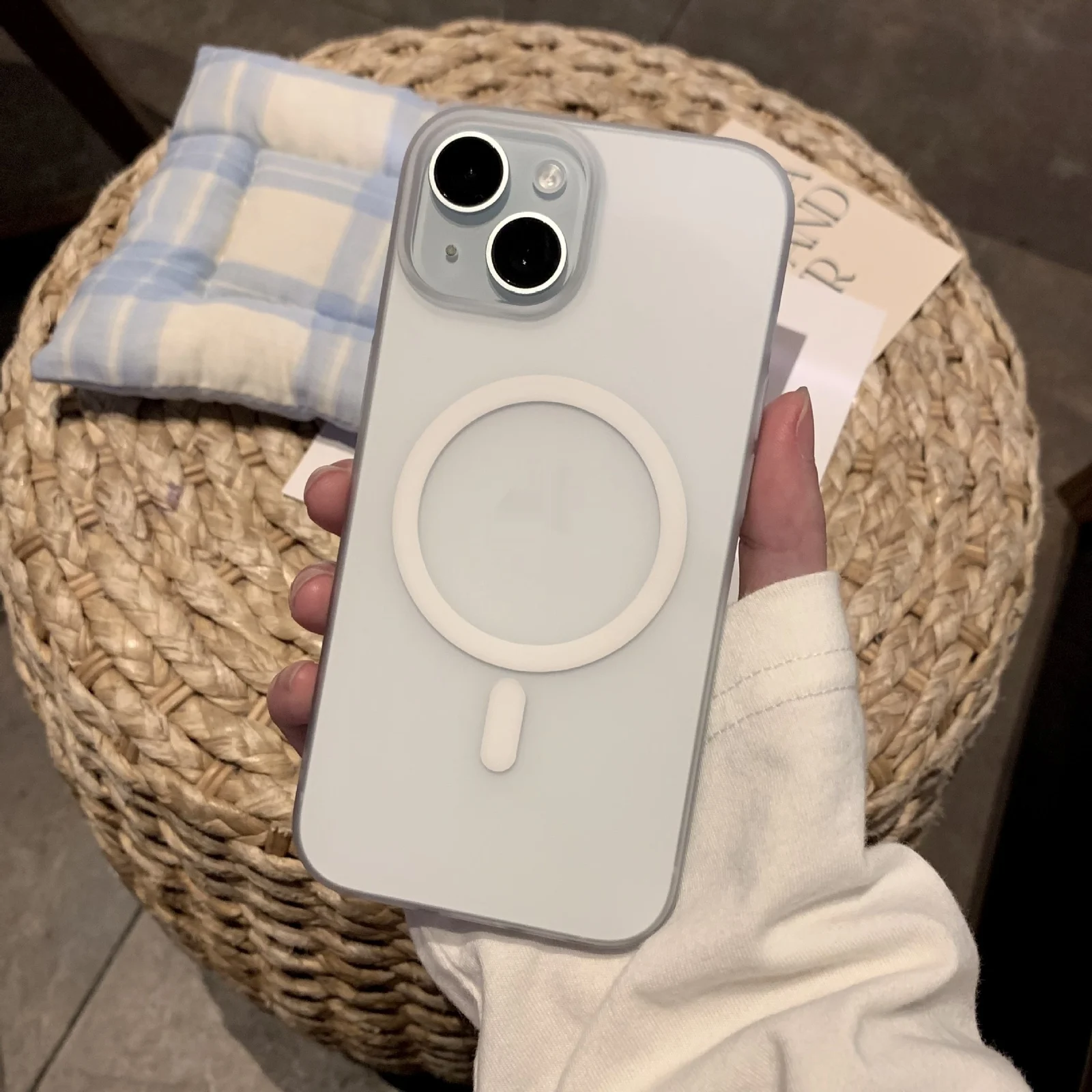 Solid-color Ice-mist Magnetic Phone Case — image 5