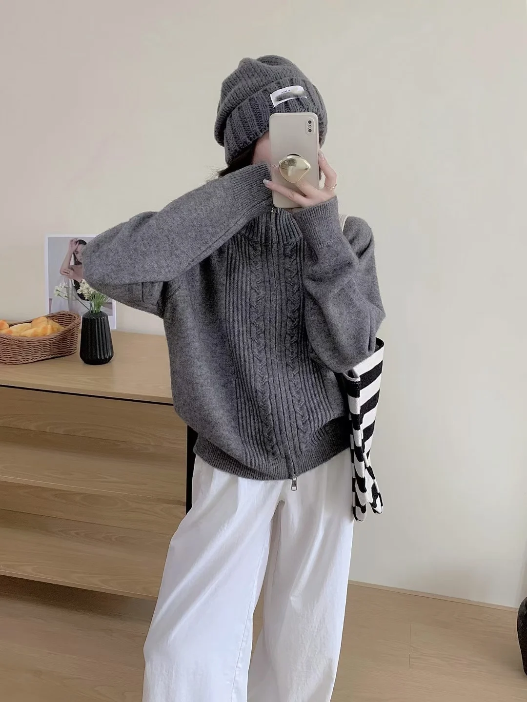 Solid-color Stand-collar Sweater Coat With Double Zippers — image 5