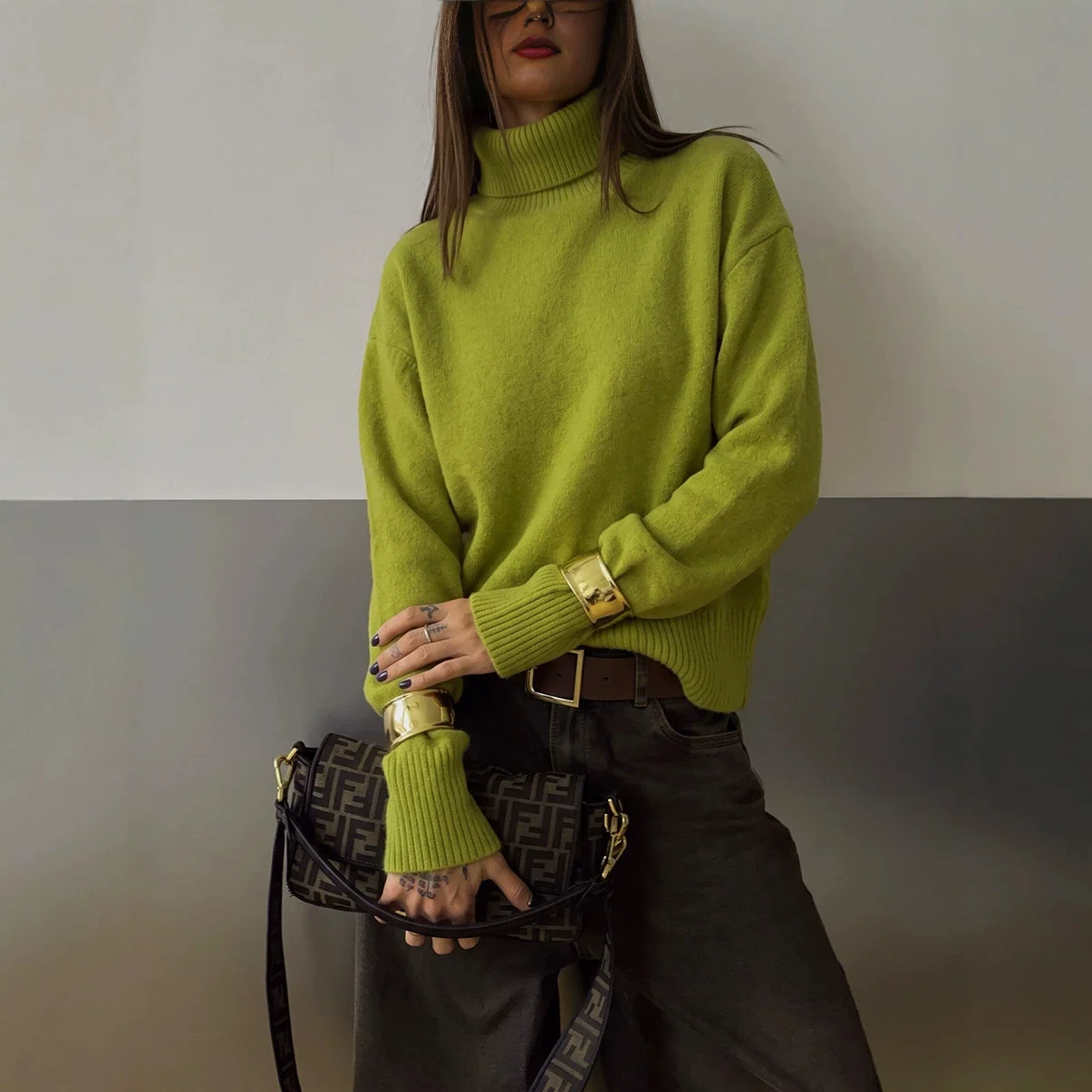 Solid-color Womens Loose-fitting Casual Knit Sweater — image 4