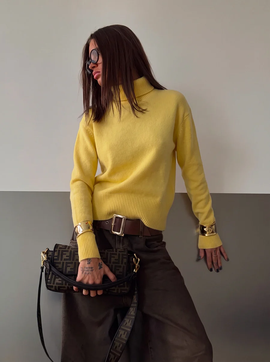 Solid-color Womens Loose-fitting Casual Knit Sweater — image 12