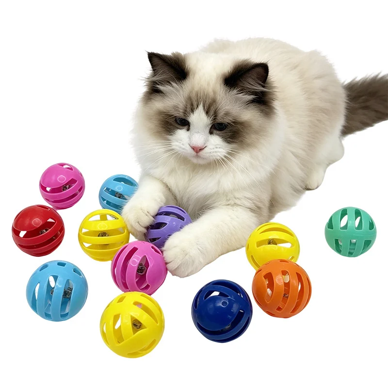 Squeaky Ball Pet Toy For Cats And Dogs — image 4