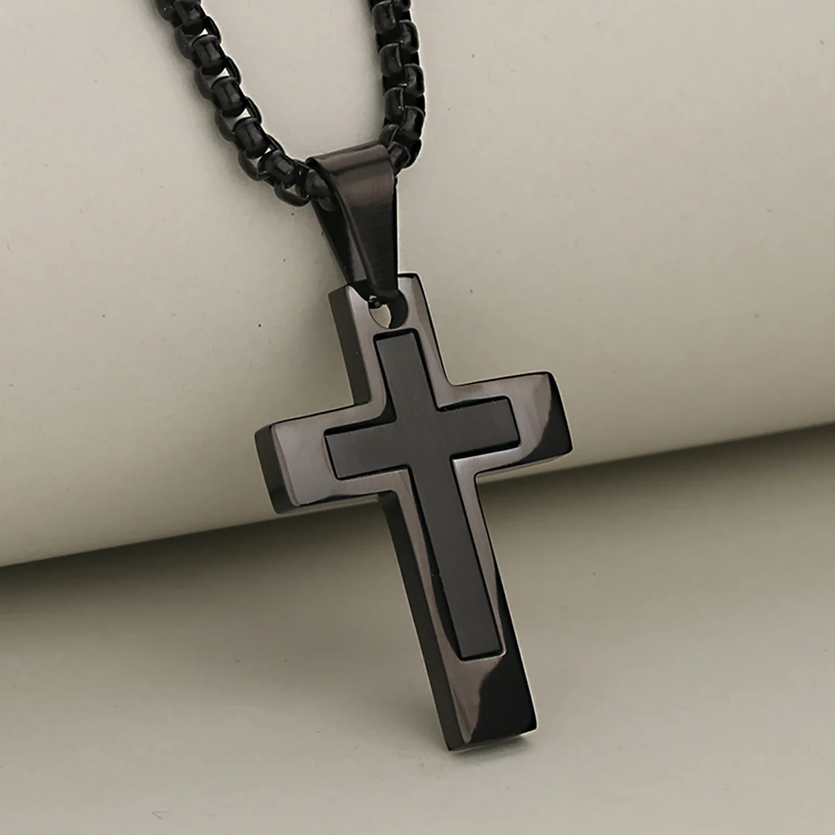 Stainless Steel Cross Color-block Necklace For Men — image 4