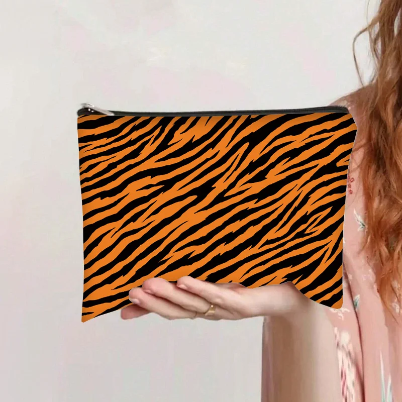 Student Zipper Pencil Case Thickened Cosmetic Clutch Organizer — image 4