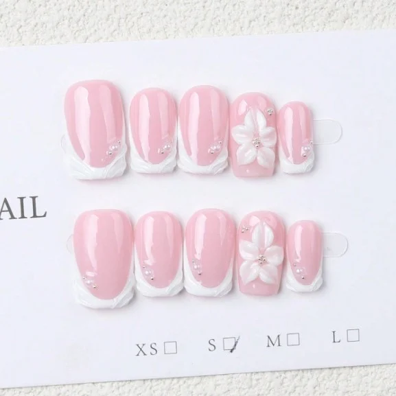 Sweet French-style Womens Wearable Nails — image 2
