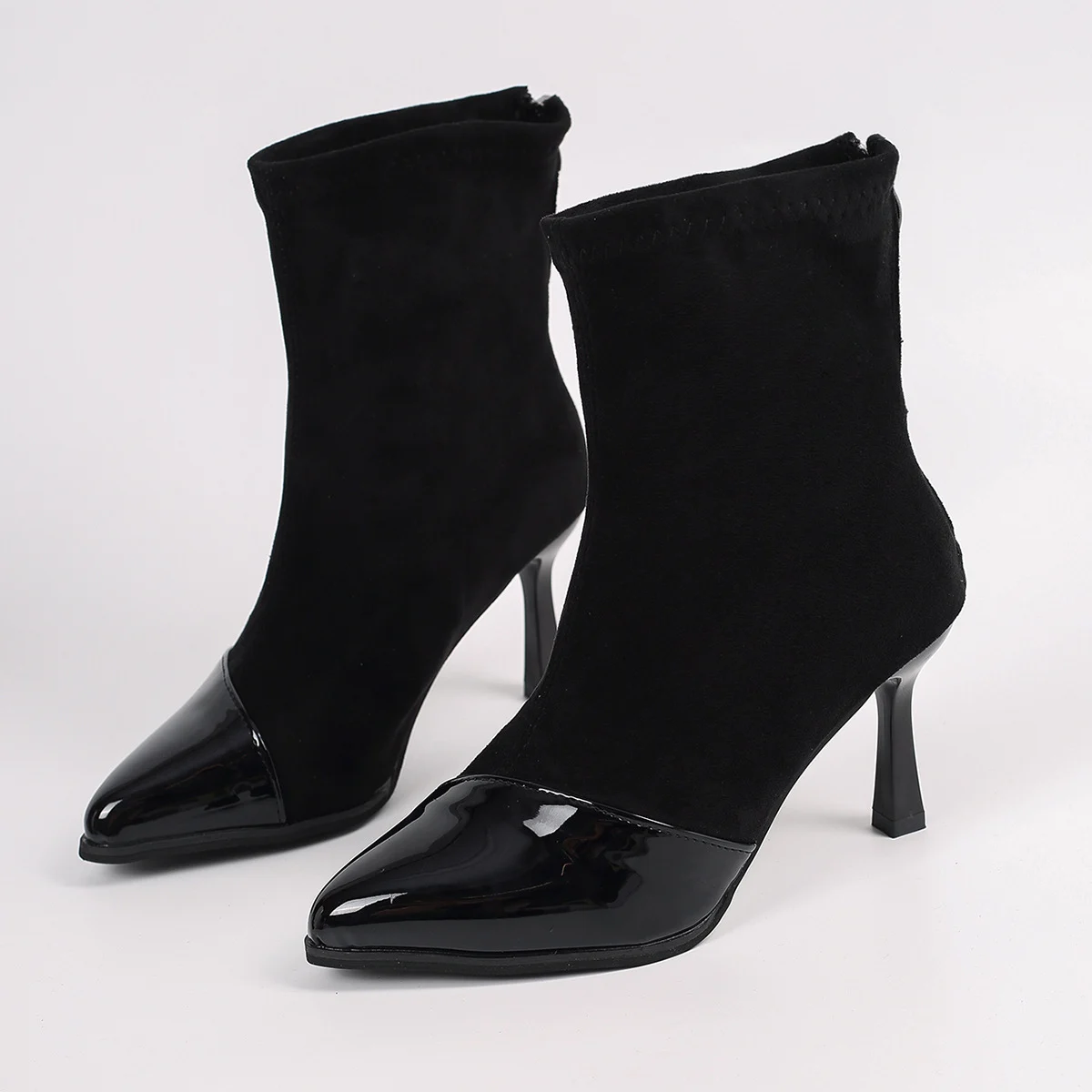 Versatile Pointed-toe Fashion Boots For Women — image 5