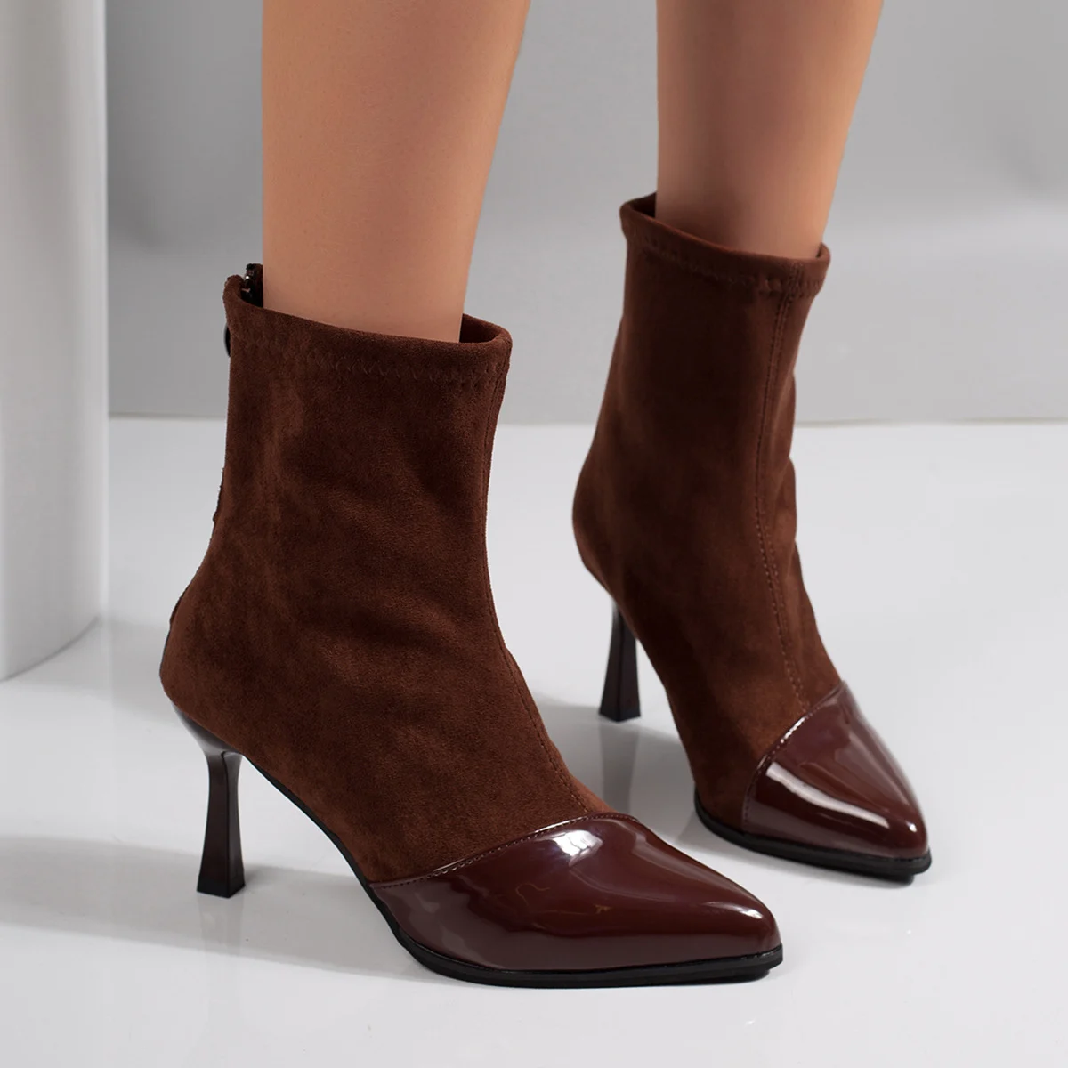 Versatile Pointed-toe Fashion Boots For Women — image 3
