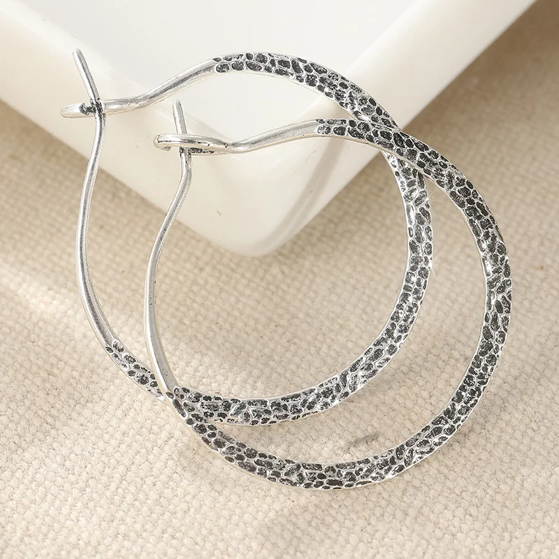 Vintage Black Textured Hoop Earrings Silver Tone Brass Women Daily Party Fashion… — image 3