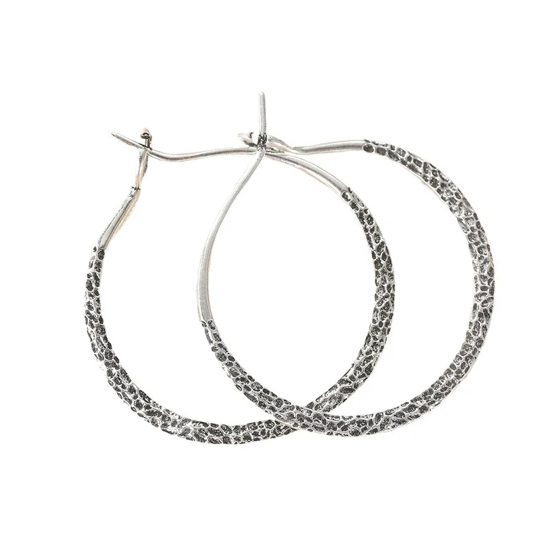 Vintage Black Textured Hoop Earrings Silver Tone Brass Women Daily Party Fashion… — image 2