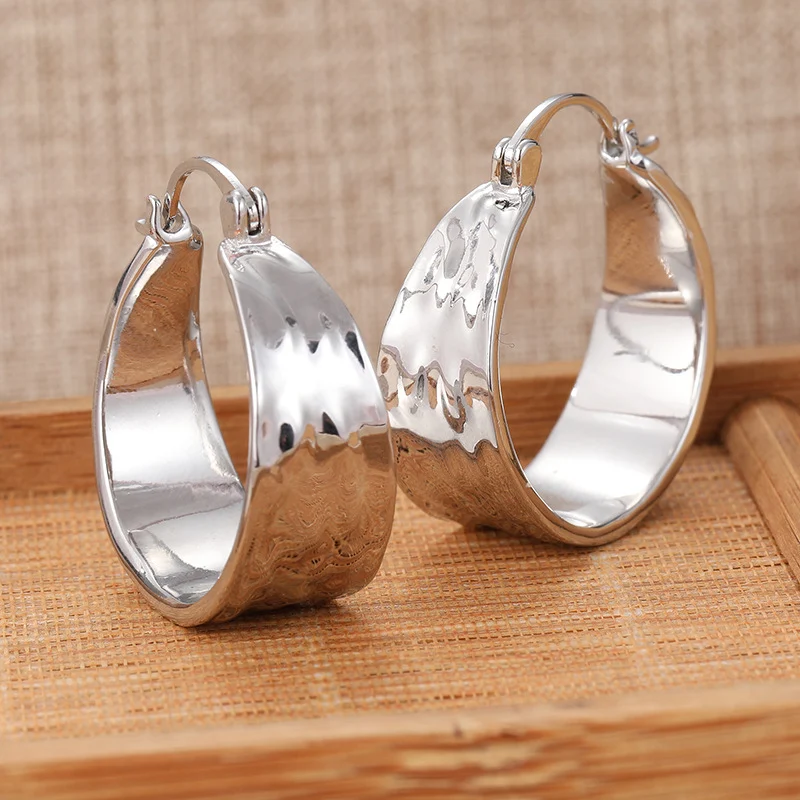 Vintage Hammered Chunky Hoop Earrings Silver Tone Brass Women Daily Party Fashion… — image 4