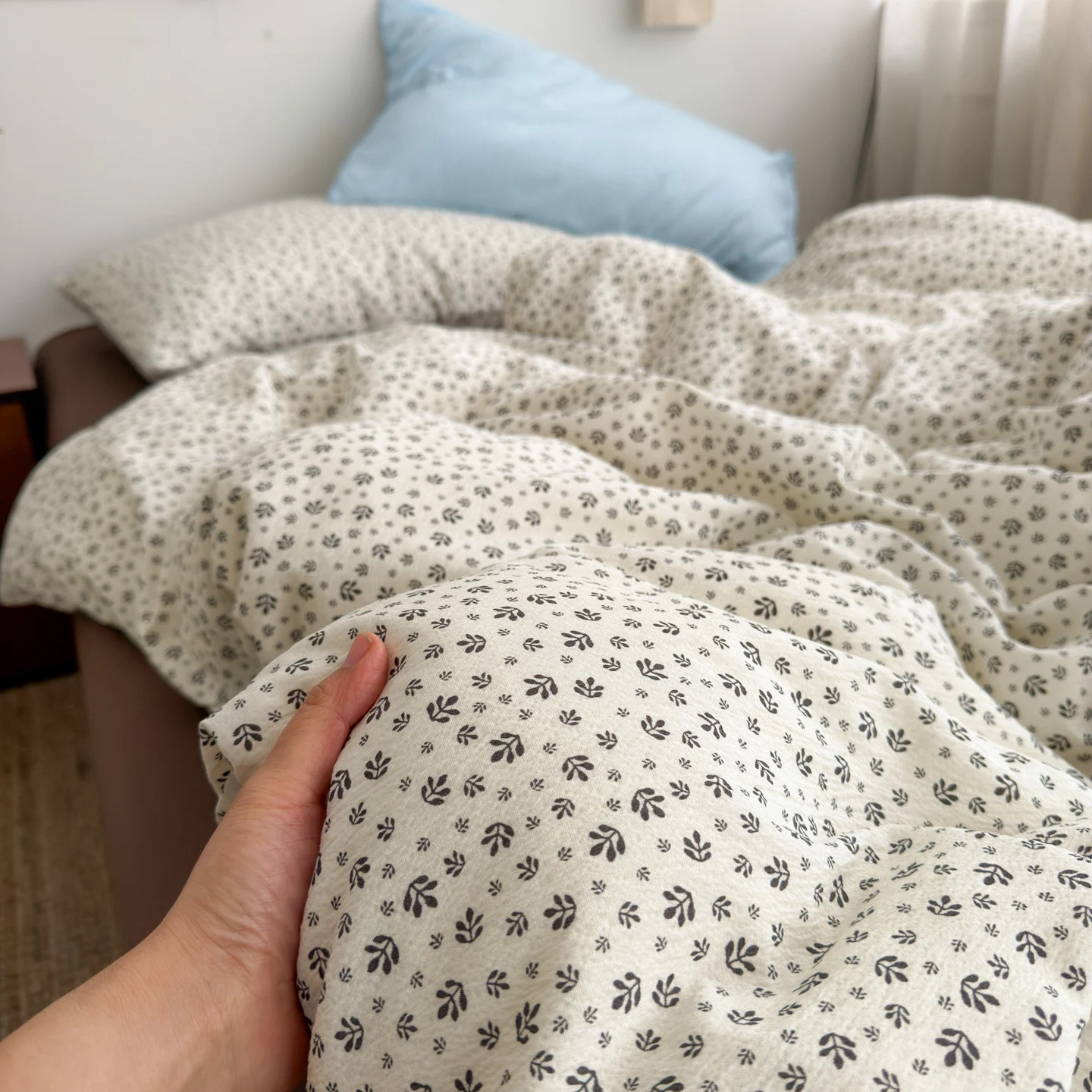 Washed Cotton Artistic Vintage Bed Sheet And Duvet Cover Set — image 11