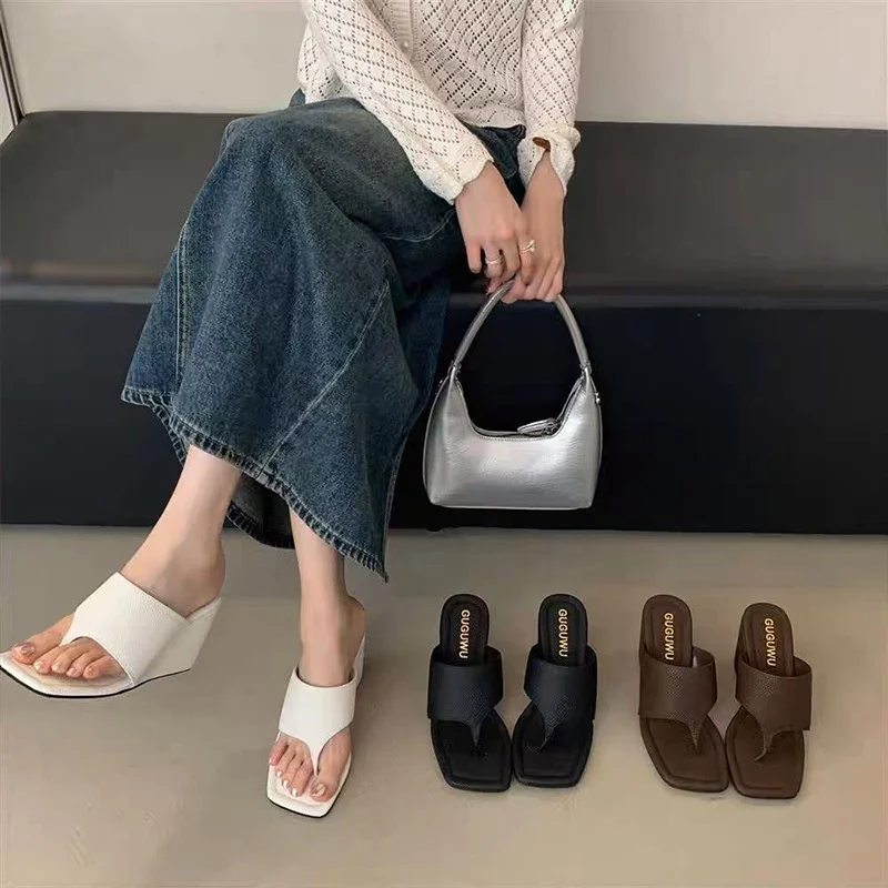 Wedge-heel Open-toe Flip-flops For Women — image 2