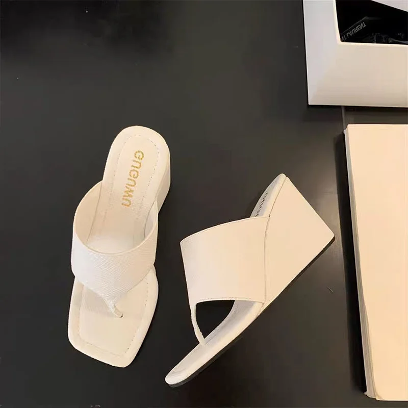 Wedge-heel Open-toe Flip-flops For Women — image 7