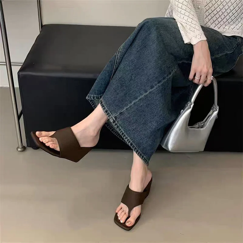Wedge-heel Open-toe Flip-flops For Women — image 8