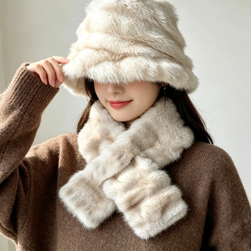 Winter Warm Hat And Scarf Set - Fashionable Versatile Plush Outdoor Cold Protection… — image 2