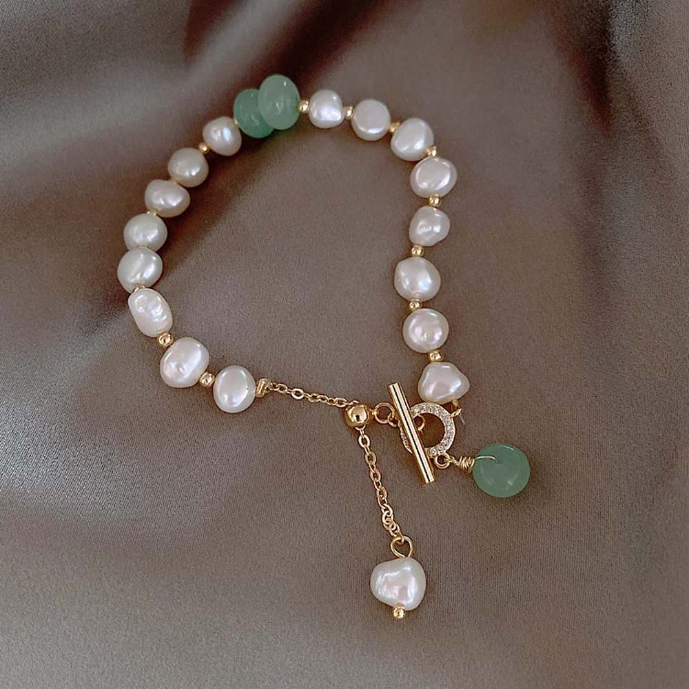 Women Irregular Freshwater Pearl Adjustable Bracelet — image 5