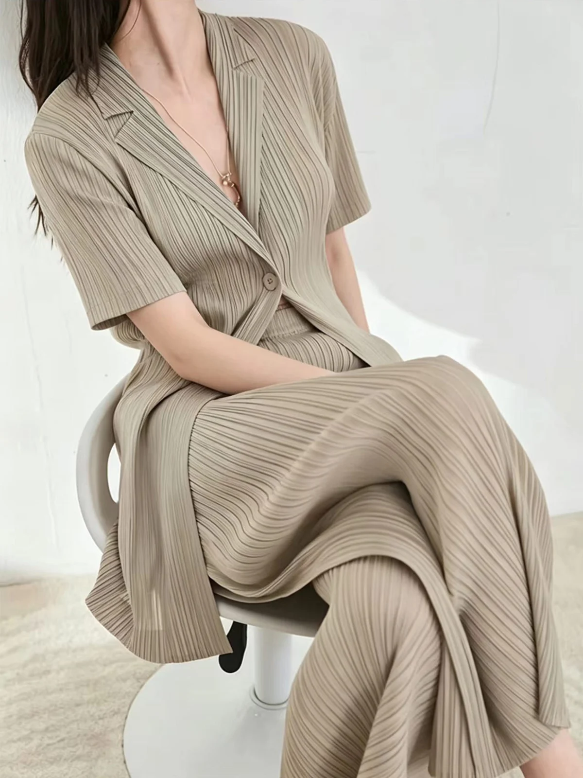 Women Pleated Cardigan Set Minimalist Casual Two Piece Outfit Long Sleeve Jacket And… — image 4