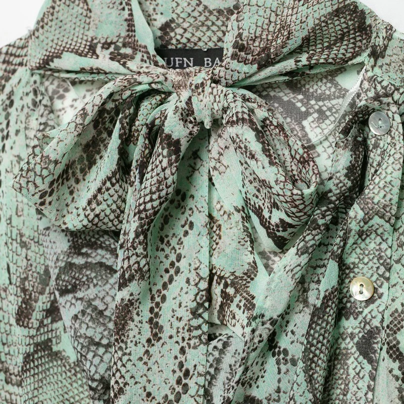 Women's Lace-up Animal-print Long-sleeved Shirt — image 2