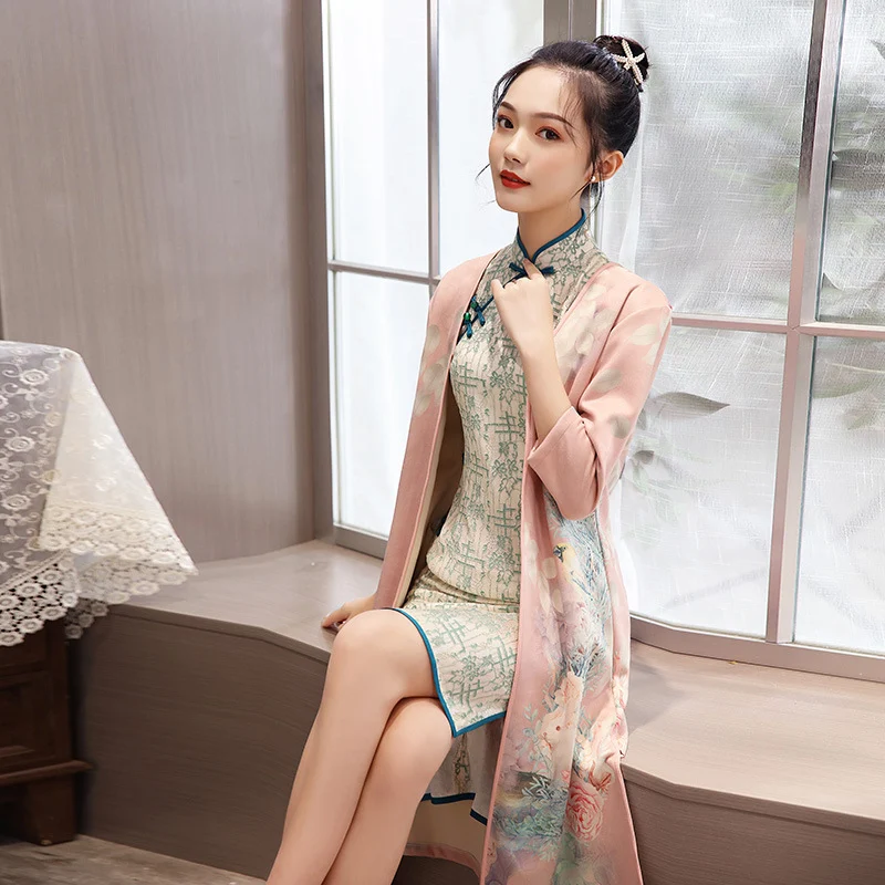 Women's Medium Length Cheongsam With Suede And Aodai Dress — image 2