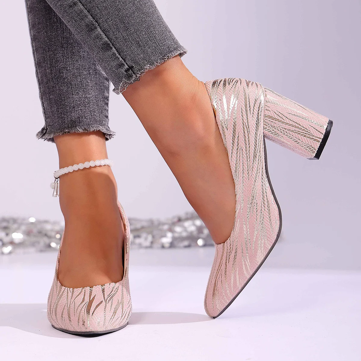 Women's Pointed Toe Chunky Heel Slip-on Leopard Print Pink High-heeled Pumps — image 4