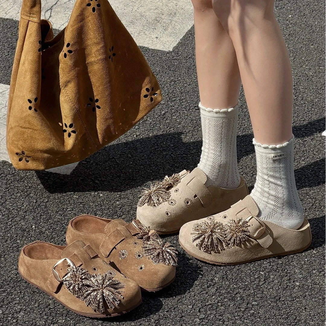 Women's Thick-soled Height-increasing Retro Closed-toe Tassel Slides — image 2