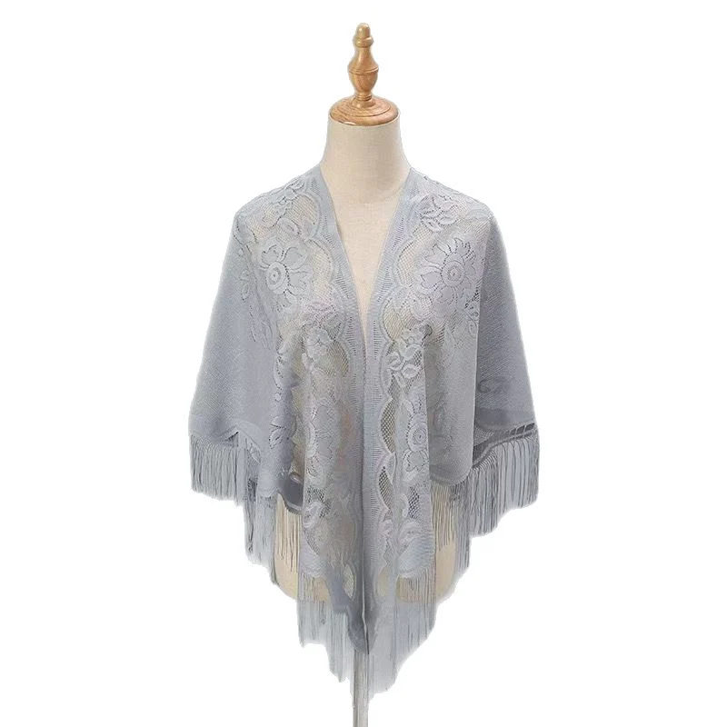 Womens Breathable Lace Triangle Shawl With Floral Design — image 5