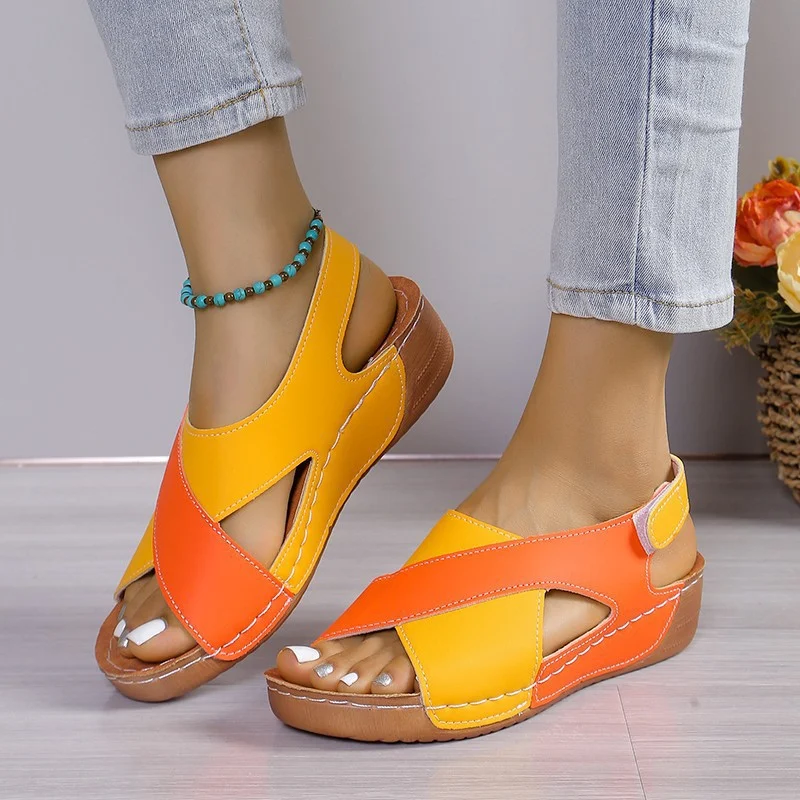 Womens Chunky-soled Color-block Roman Sandals — image 9