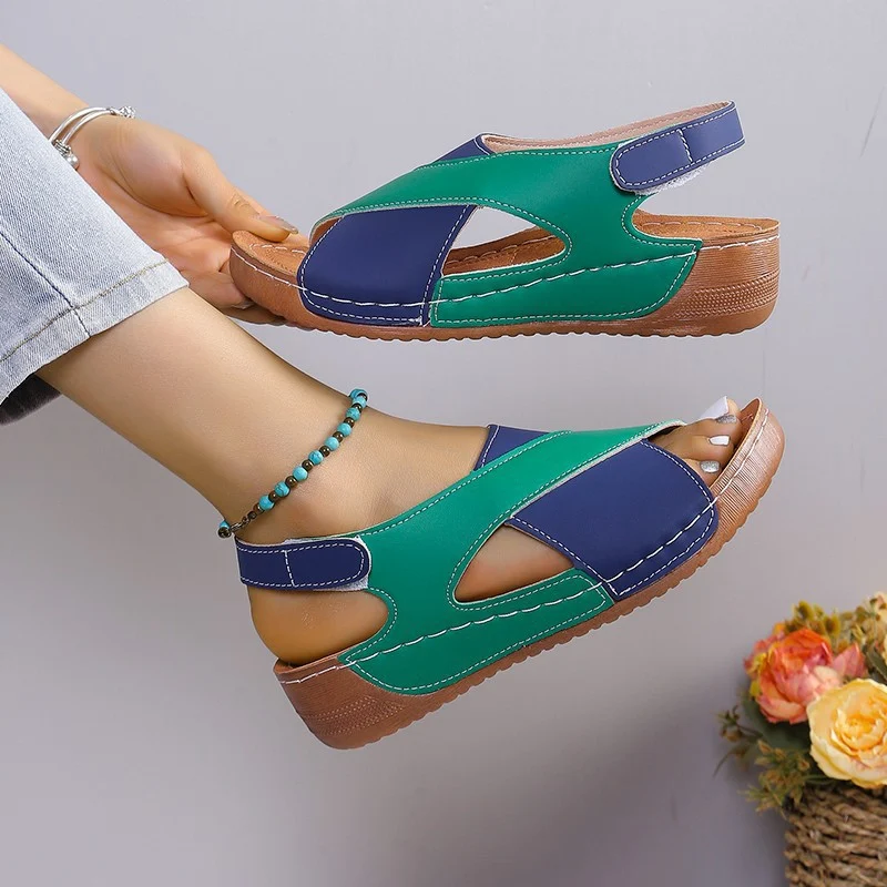 Womens Chunky-soled Color-block Roman Sandals — image 3