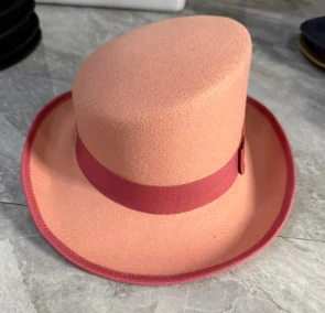 Womens Fashionable Rolled-brim Felt Wool Hat — image 3