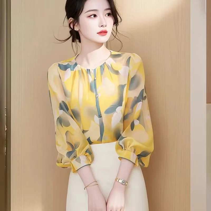 Womens French-style Floral Chiffon Blouse With Three-quarter Sleeves — image 2