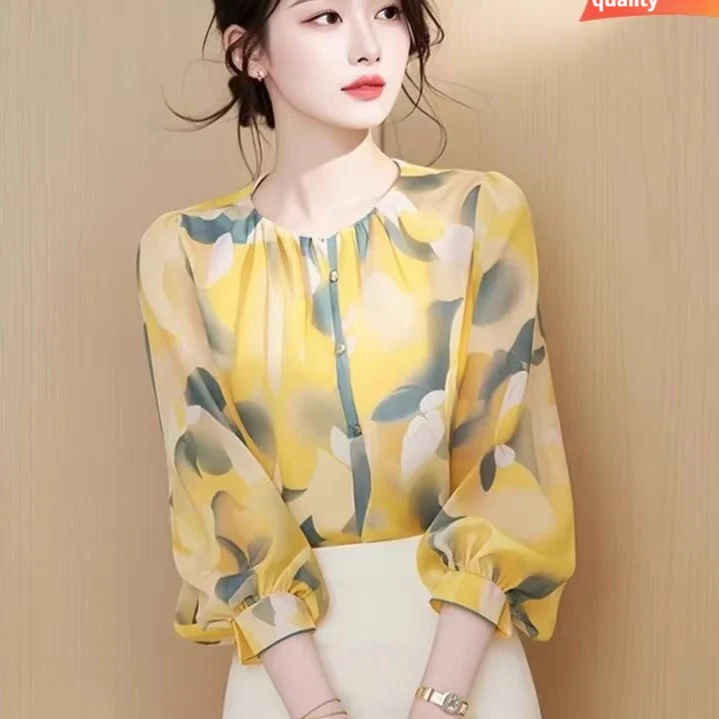 Womens French-style Floral Chiffon Blouse With Three-quarter Sleeves — image 4