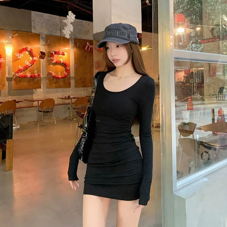 Womens Long-sleeve Dress With A Crew Neck — image 4
