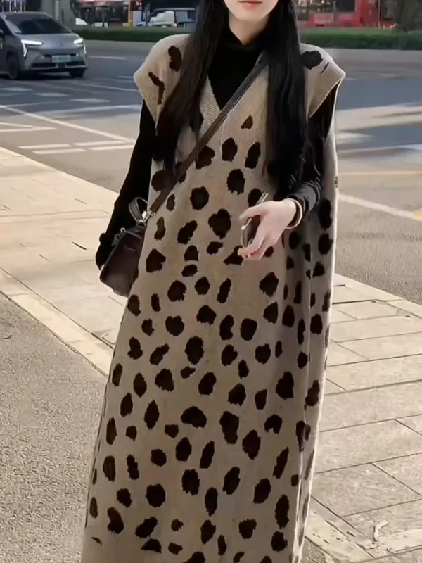 Womens Relaxed-fit Leopard-print Knitted Fashion Midi Vest Dress — image 2