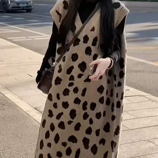 Womens Relaxed-fit Leopard-print Knitted Fashion Midi Vest Dress — image 4