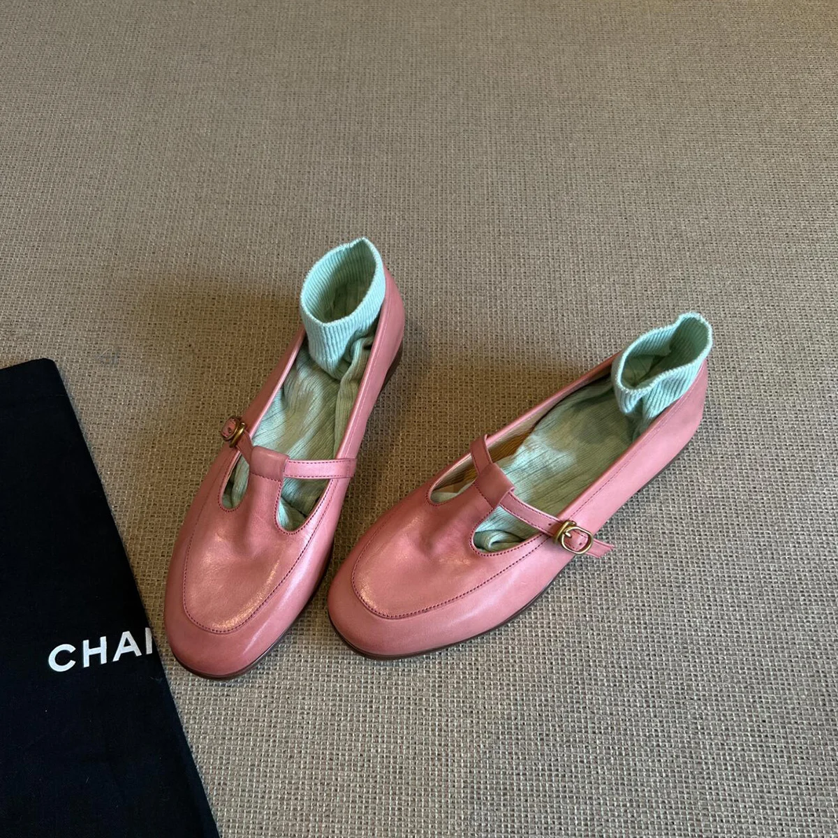 Womens Retro T-strap Slip-on Shoes — image 2
