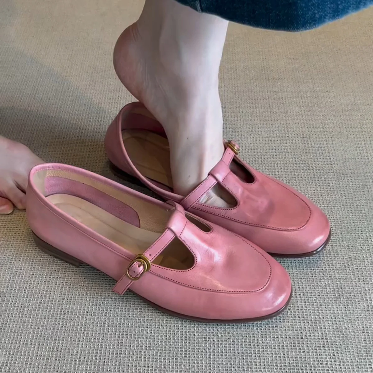 Womens Retro T-strap Slip-on Shoes — image 3