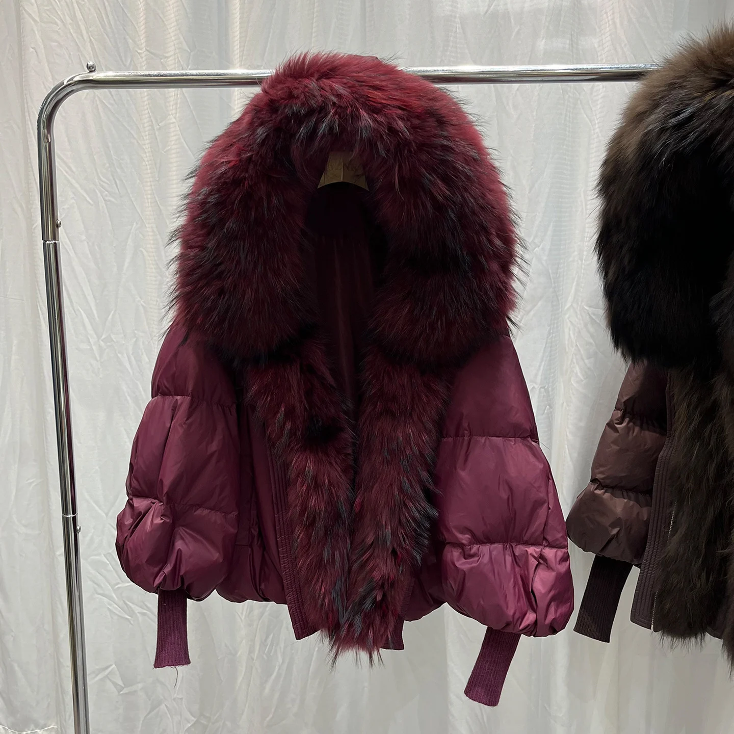 Womens Short Fashionable Thick Warm Fur Coat — image 4