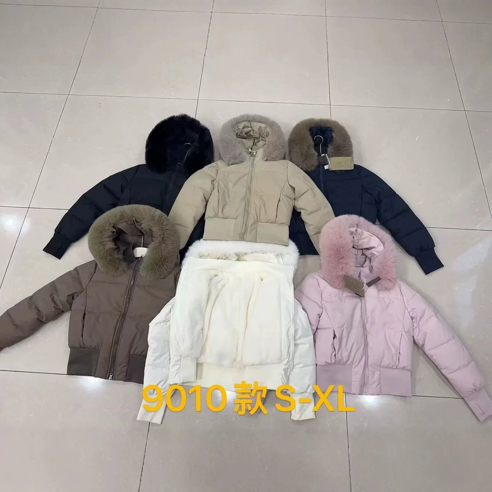 Womens Stylish Waist-cinching Figure-flattering Cropped Coat With A Large Fur-lined Hood — image 2