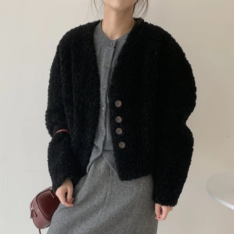 Womens V-neck Short Loose Padded Lambswool Coat — image 3